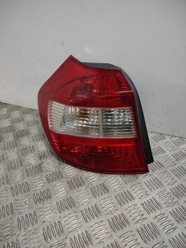 BMW 118 1er SE E87 HECKKLAPPE 5DR 2004-2007 Rück-/Rückleuchte (n/s Beifahrer)