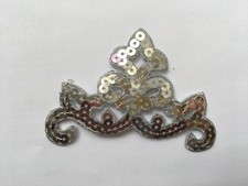 Sequined applique motif costume patch iron on 9.5 cm*5.5 cm 