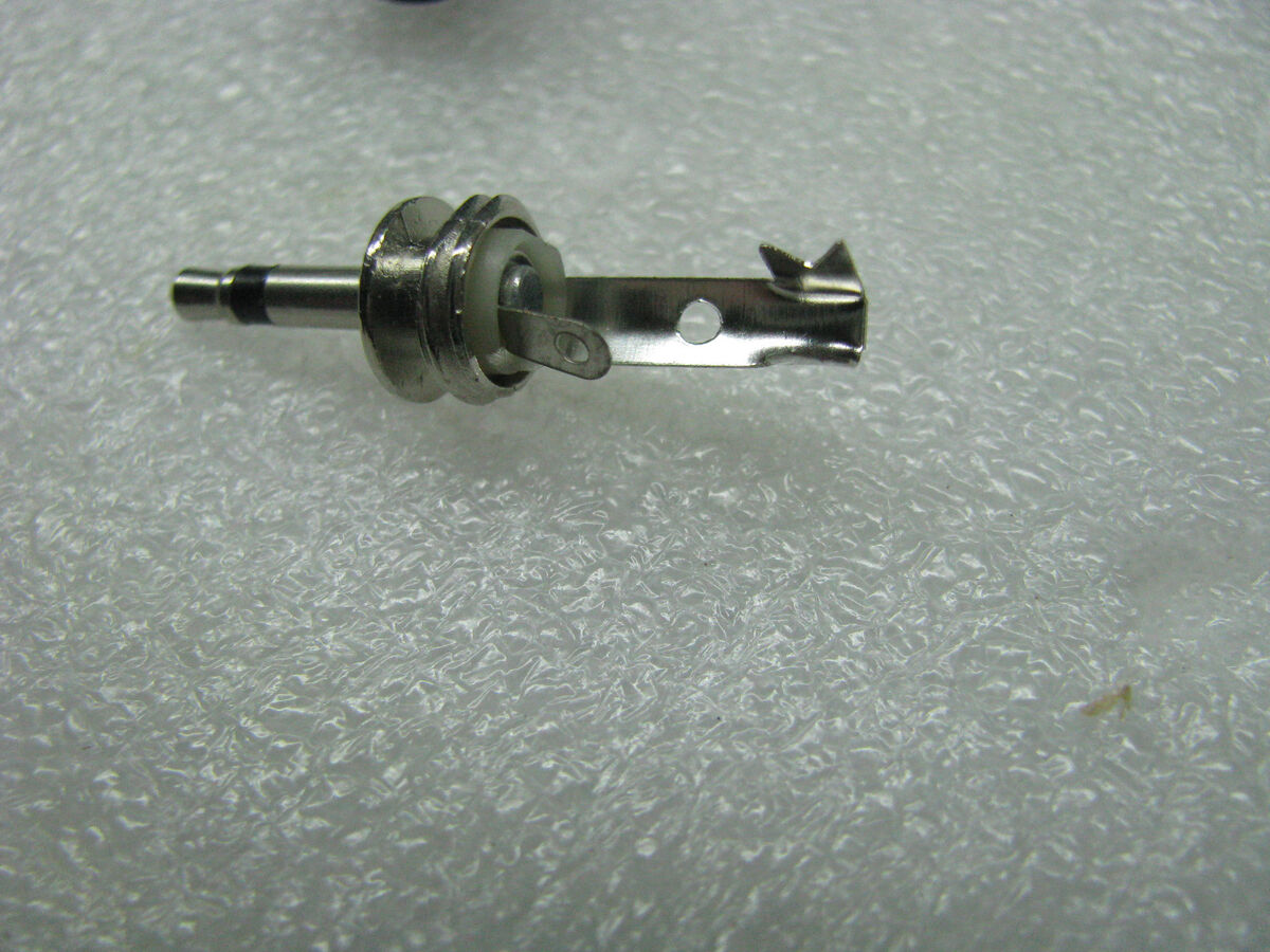 DC Lamp Power Connector MFJ-948 MFJ-949B MFJ-949C MFJ-949D DC Lamp Power Connector MFJ-948 MFJ-949B MFJ-949C MFJ-949D