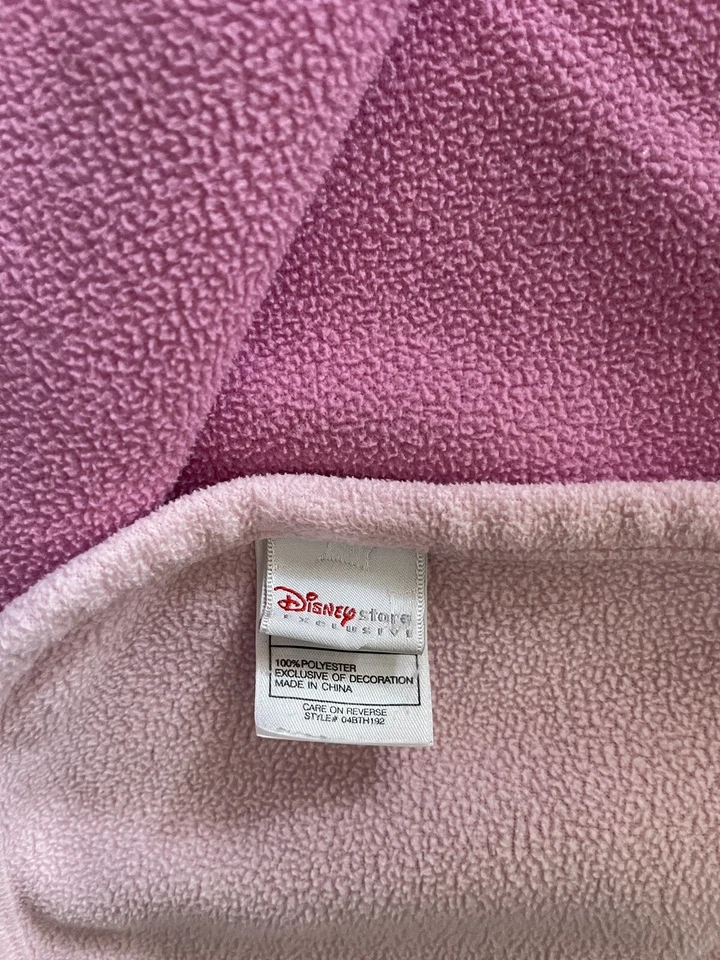Manta Princesa Vintage Exclusiva Disney Store Rosa Vellón 50x60" Bordada Foto 3 de 3