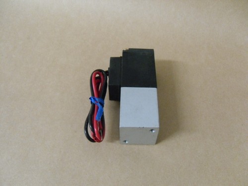 050-4E1-SR AIR VALVE DC 24V MADE IN JAPAN - Picture 2 of 4