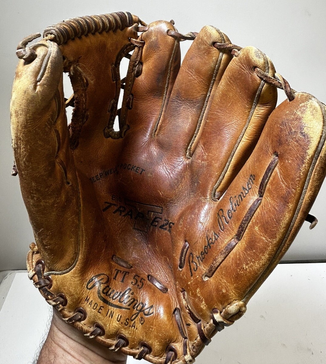 Vintage 1960's Rawlings Brooks Robinson TT 55 RHT Trapeze
