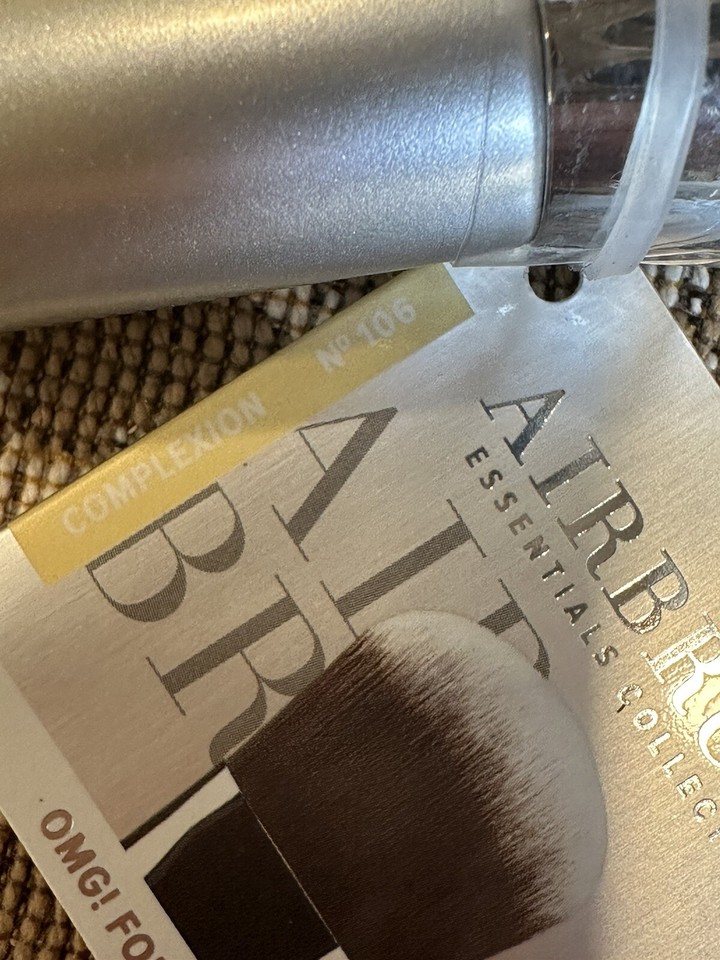 IT Cosmetics For ULTA Airbrush Foundation Brush 106OMG! Foundation