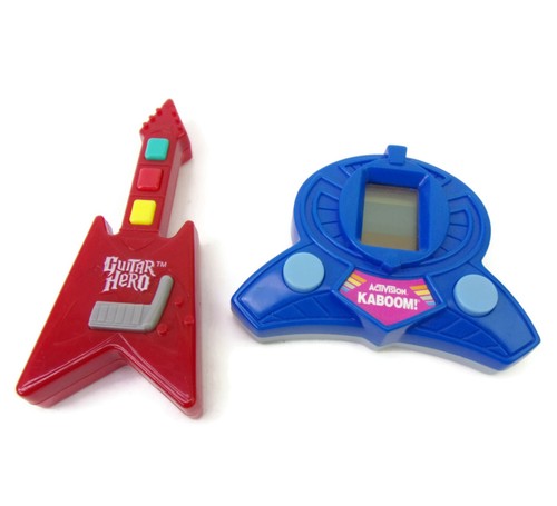 ~ DEAD BATTERIES ~ 2-pc Activision 1981 Kaboom & 2005 Guitar Hero Handheld Games - Picture 6 of 6