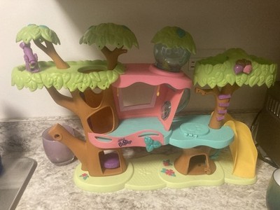 Hasbro LPS Littlest Pet Shop Tree House Magic Motion Playset 2010 (Read)