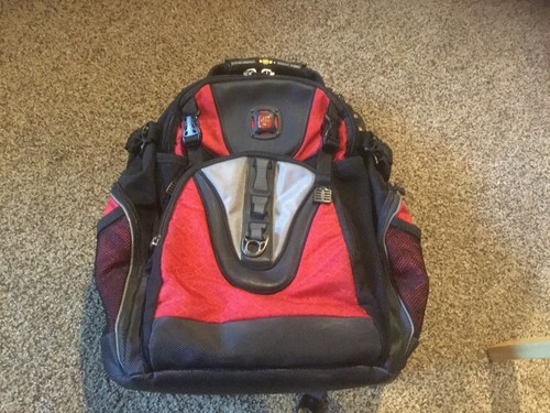 Pre Owned Wenger Swiss Gear MAXXUM 15.4 