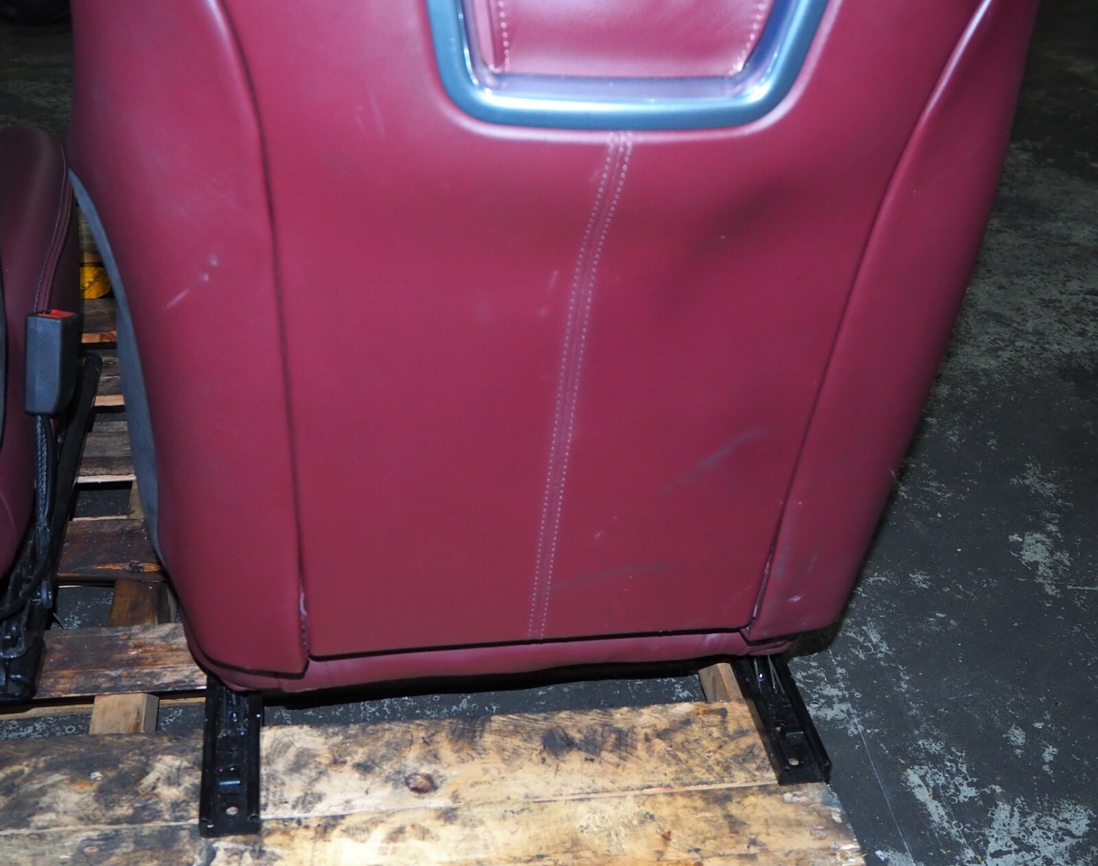 * 2010-2013 Aston Martin Rapide Iron Ore Red Leather Front Seat Set OEM Complete
