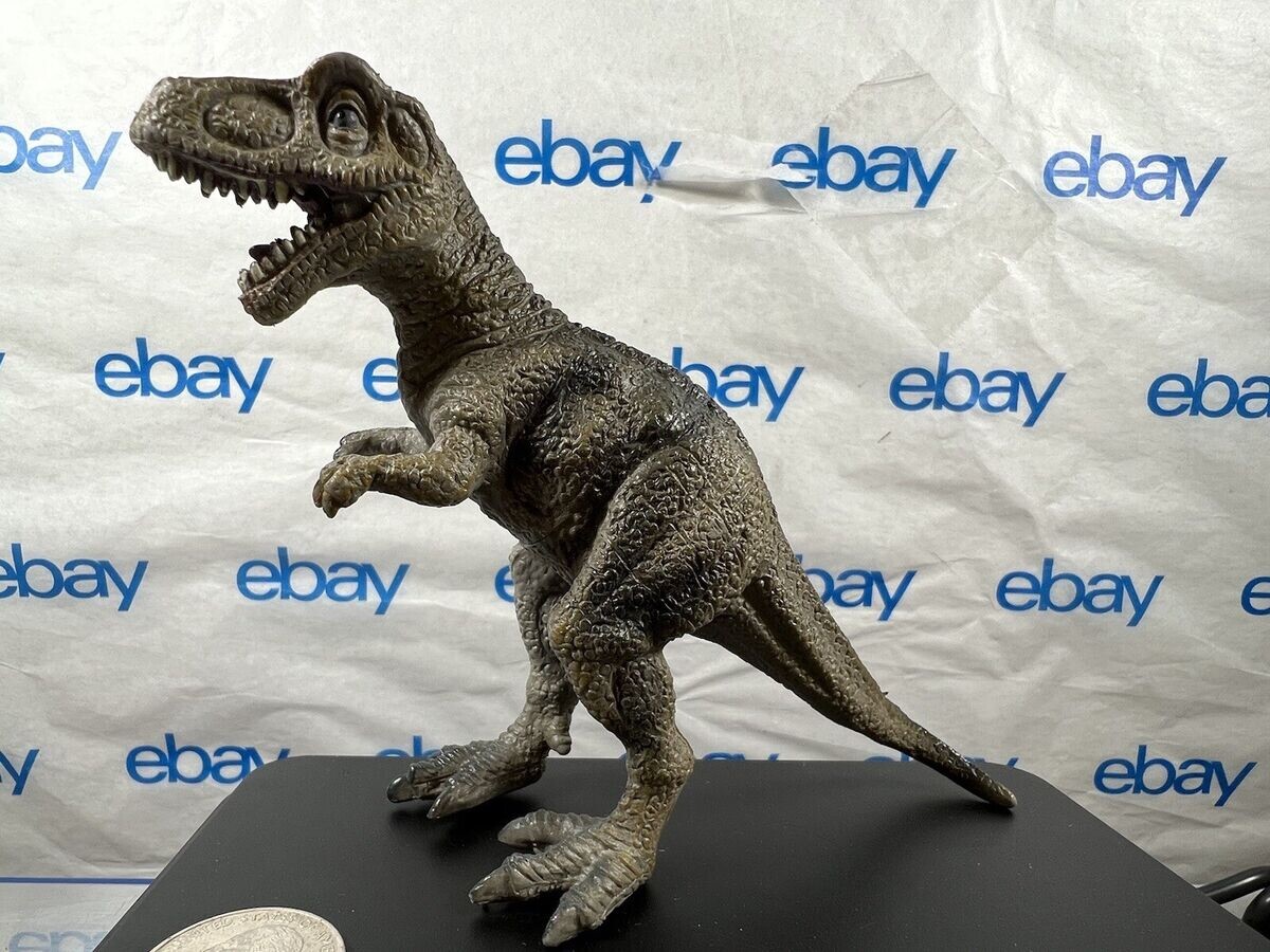 2008 Dino Tyrannosaurus TM Hard Plastic Toy Figure 430 P18