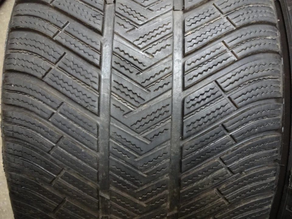 2 Winterreifen Michelin Latitude Alpin LA2 MO  295/40 R20 106V M+S RA2636 - Bild 3 von 3