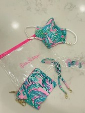 LILLY PULITZER. Adult On The Go Mask and Pouch Set 42 MSRP
