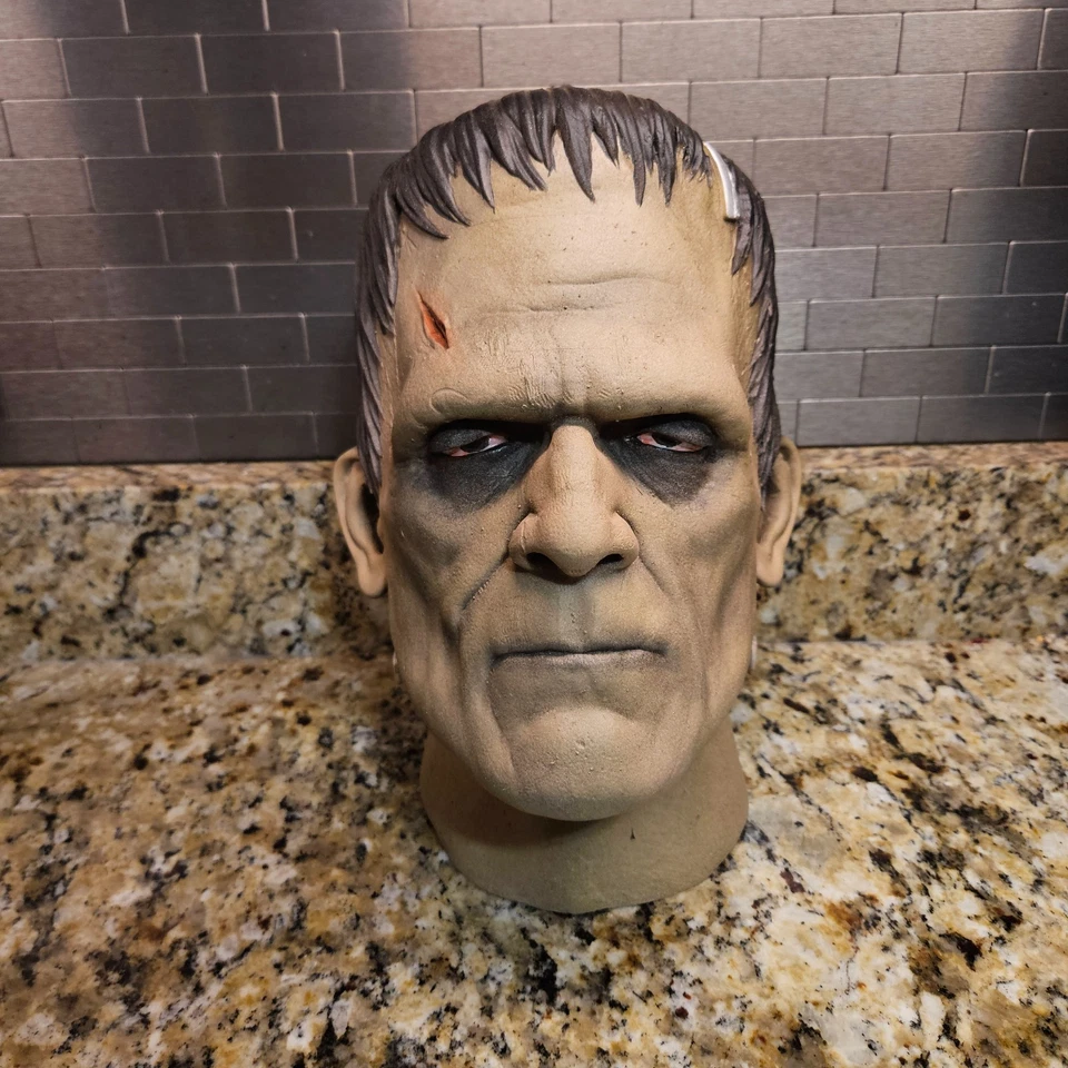 FRANKENSTEIN BORIS KARLOFF cabeza tamaño natural busto de resina horror Foto 2 de 4