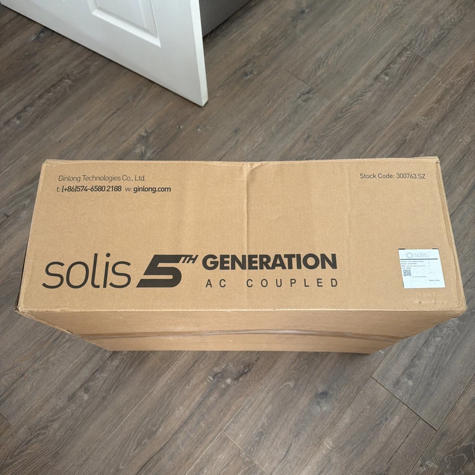 Solis S5-EH1P3.6K-L 3.6kW Hybrid Solar Inverter - Boxed - Excellent Condition - Image 4 of 4