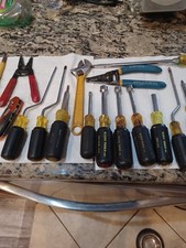 KONVOLUT 21 KLEINE GEBRAUCHTE HANDWERKZEUGE
