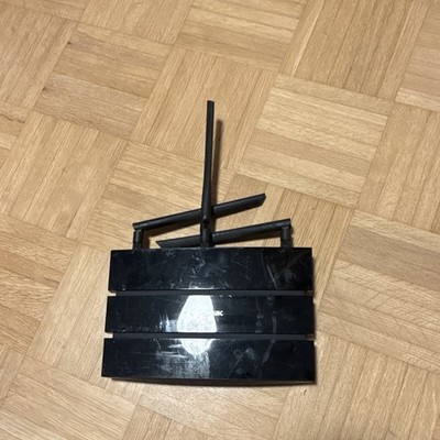TP-LINK TL-WR940N WLAN Router 802.11n 450 Mbit/s 4x LAN Ethernet schwarz