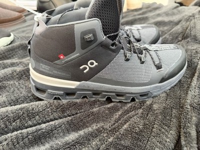 On Cloudtrax Women's Hiking Size 7 53.98588