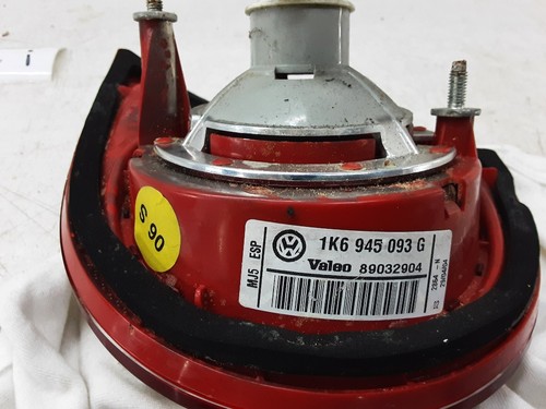 RÜCKLICHT LINKS IN DER HECKKLAPPE Volkswagen Golf V (1K1) 2004 1K6945093G