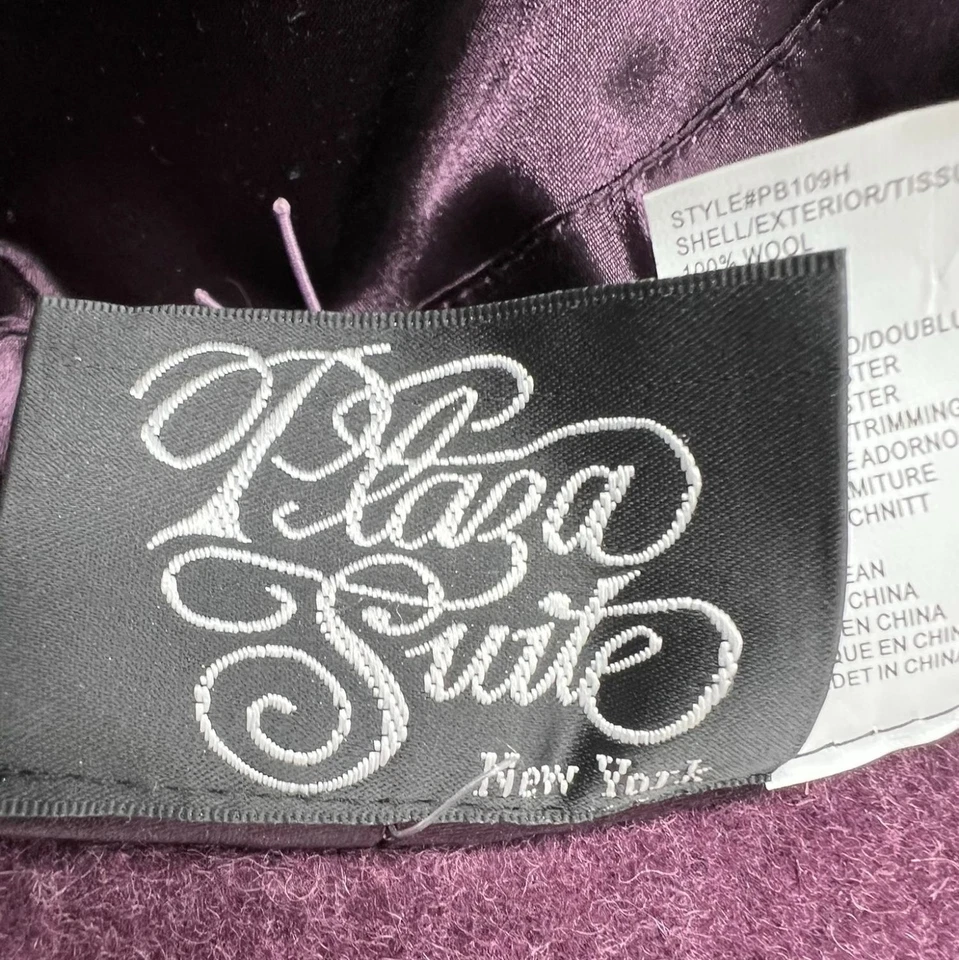 Sombrero de lana vintage Plaza Suite para mujer púrpura ala ancha plumas banda satinada retro Foto 2 de 4