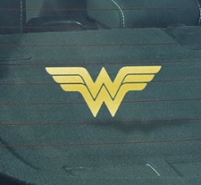 Wonder Woman Decal Sticker For Car Window Laptop Motorcycle Walls 6gold Wonder Woman Decal Sticker For Car Window Laptop Motorcycle Walls 6gold