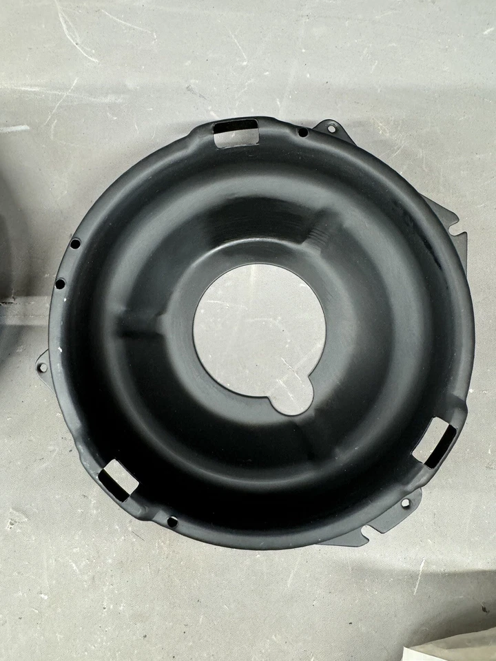 Cucharones de montaje de faros para camioneta Chevy BelAir 1940-1957 bisel faro Apache OE Foto 3 de 4