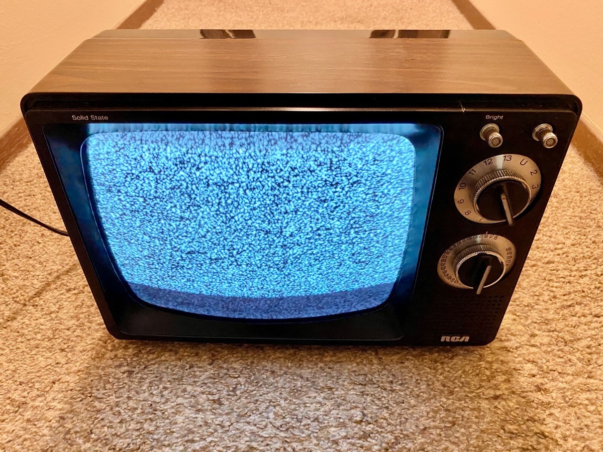 RCA Portable Solid State B&W Television AD120W - Great