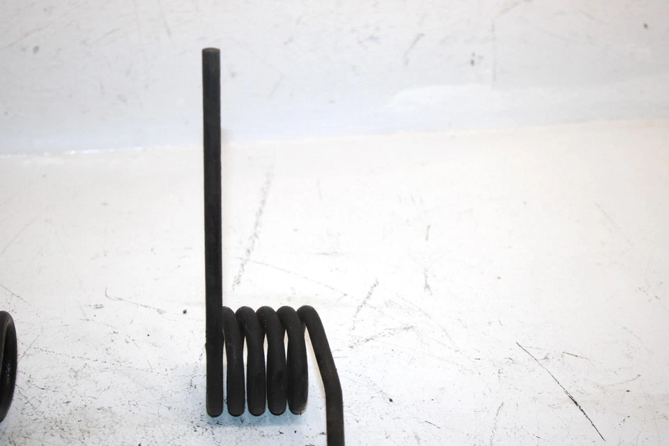 92 Yamaha Phazer Ii Le Oem Front Skid Spring Set 87F-47471-00-00 SY41 - Image 2 of 4