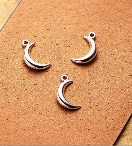50pcs 19*11MM Alloy Charm Moon Two Side Pendant DIY Jewelry - Picture 3 of 8