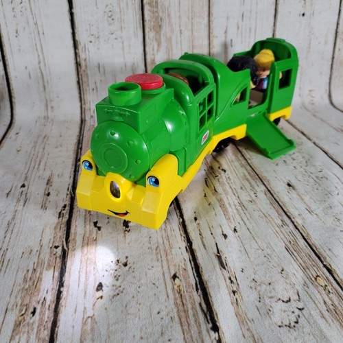 Fisher Price Little People Friendly Passengers Train 3 Figuren SOUND LIGHTS WORK - Bild 8 von 9