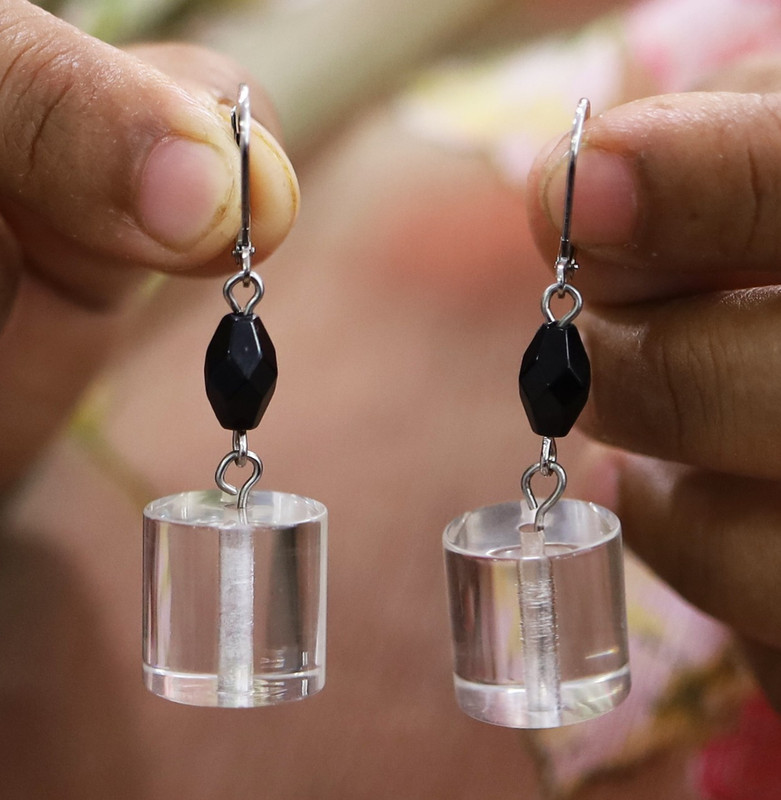 QVC Isaac Mizrahi Live Silvertone "Mod" Bead Earrings