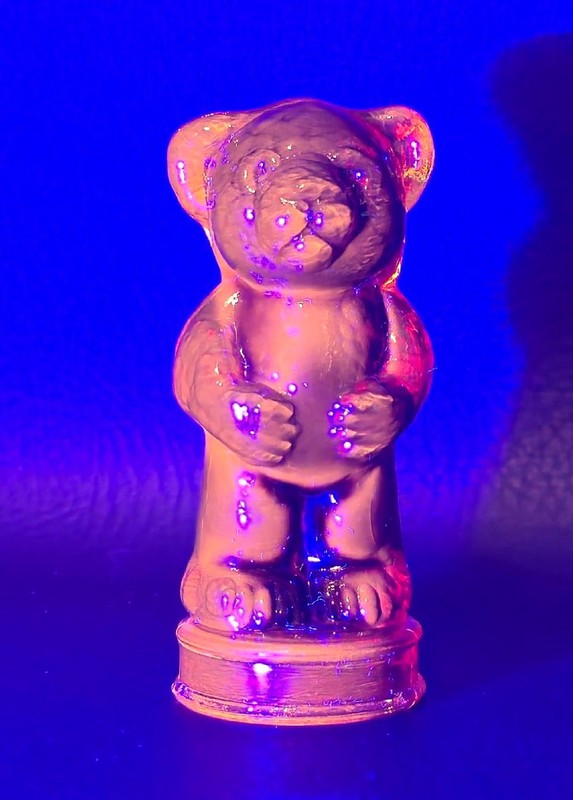 Boyd's Crystal Art Glass ANDY THE BEAR #13 CHERRY RED 9-14-01 Glows NOS