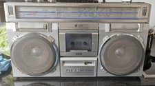 Sharp GF-6363 Ghettoblaster Kassettenrekorder...