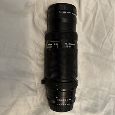 (USED) NIKON AF NIKKOR 75-300MM ZOOM CAMERA LENS F 4.5-5.6 with Close up filter