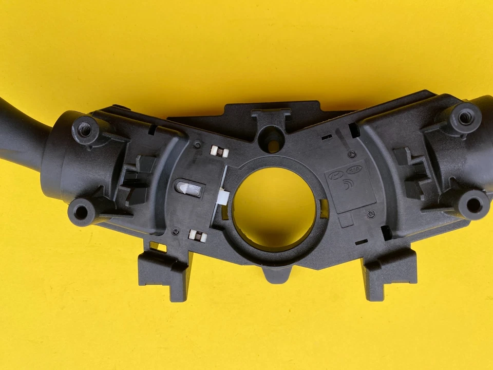 Interruptor de combinación de columna de dirección Hyundai Sonata 2018-2019 OEM 93401-C2501 Foto 4 de 4