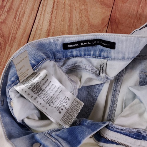 DIESEL D.N.A. Pantalones de mezclilla Sandy para mujer regulares ajustados rectos (medidas. 28,5x30) - Imagen 5 de 22