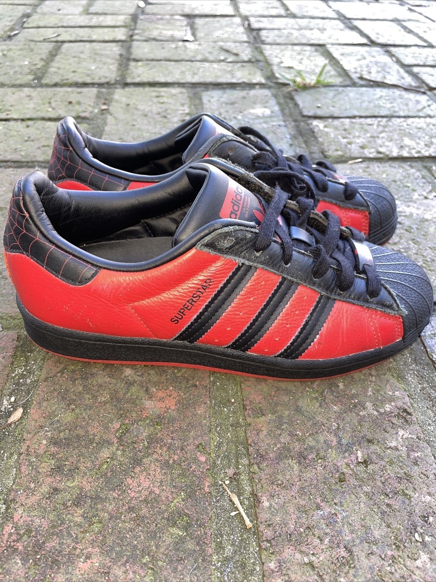 ADIDAS x PLAYSTATION MARVEL SPIDER-MAN: SUPERSTAR SHOES SIZE 5 BOYS