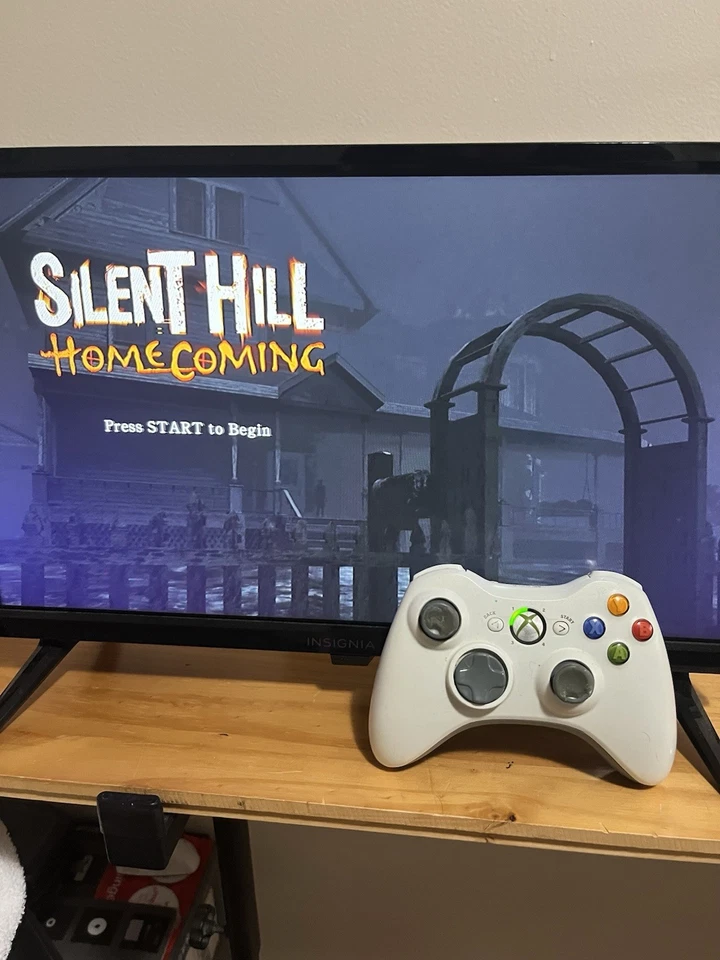 Paquete de consola Custome Blue Xbox 360 probado SilentHill, motosierra Lollipop Foto 4 de 4