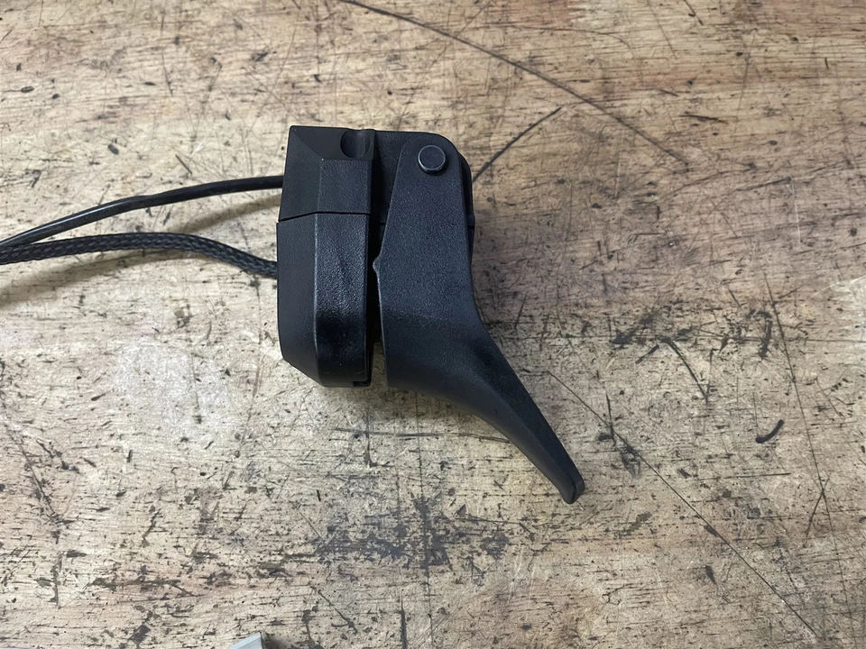 Arctic Cat ZR 6000 8000 9000 4000 XF M Riot 19 20 21 22 23-25 OEM Thumb Throttle - Image 2 of 3