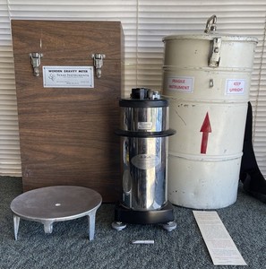 Texas Instruments The Master Worden Gravity Meter Model III No. 1313 with Case