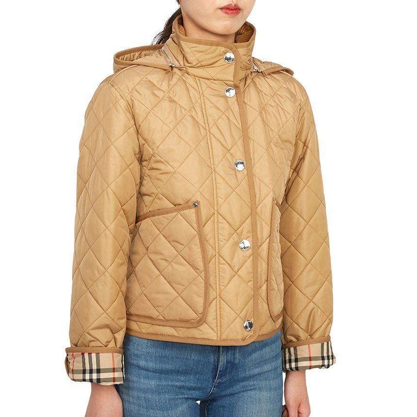 ジャケット Burberry FW24 Quilting Jacket 8072798 (8072798) Burberry Women's Hooded Cropped Quilted Jacket 8070969 A7026