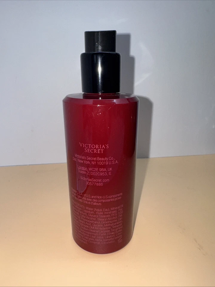 Victoria's Secret Loción Corporal Fragancia Fina Muy Sexy Tamaño Completo 8.4 OZ Foto 2 de 2