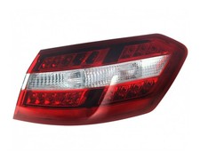 R&uuml;ckleuchte Rechts Au&szlig;en  f&uuml;r Mercedes W212 Limo 09-14