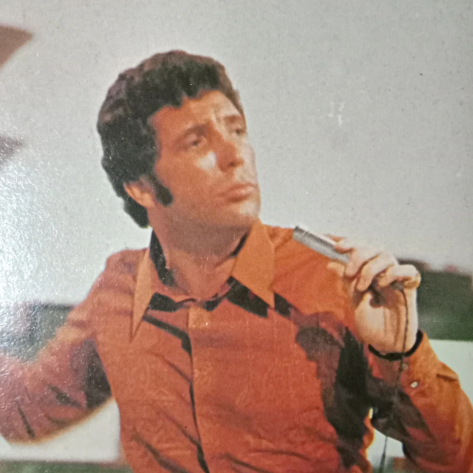 Tom Jones - Tom Jones Presents - LP Vinyl Record 1971 Australian Pressing DECCA - Image 2 of 4