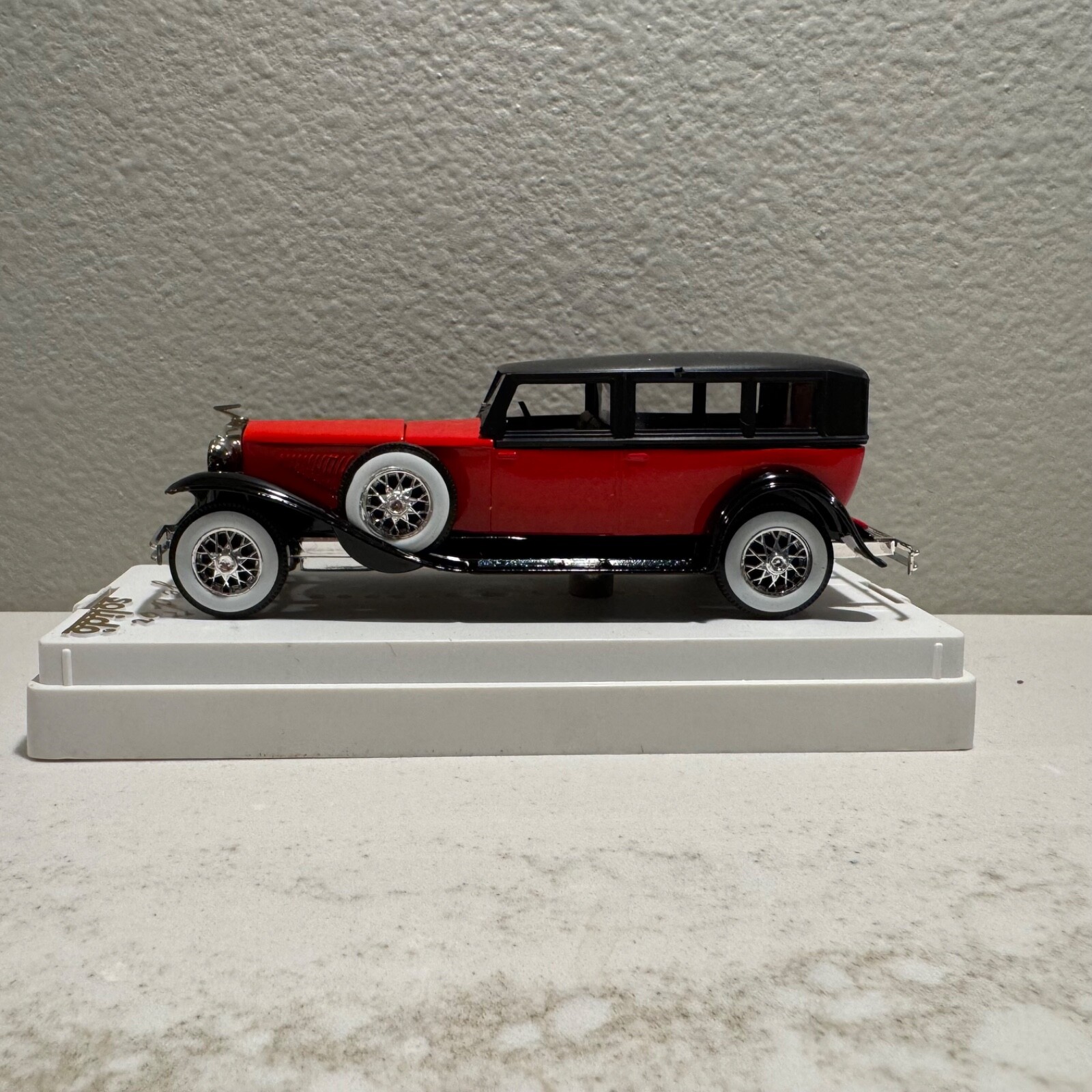 Picture 5 of 12