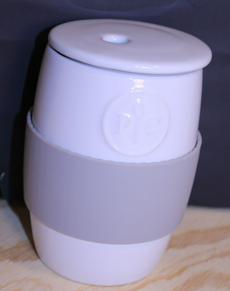 Pampered Chef Ceramic Egg Cooker and Microwave Mug Cake Maker #1529