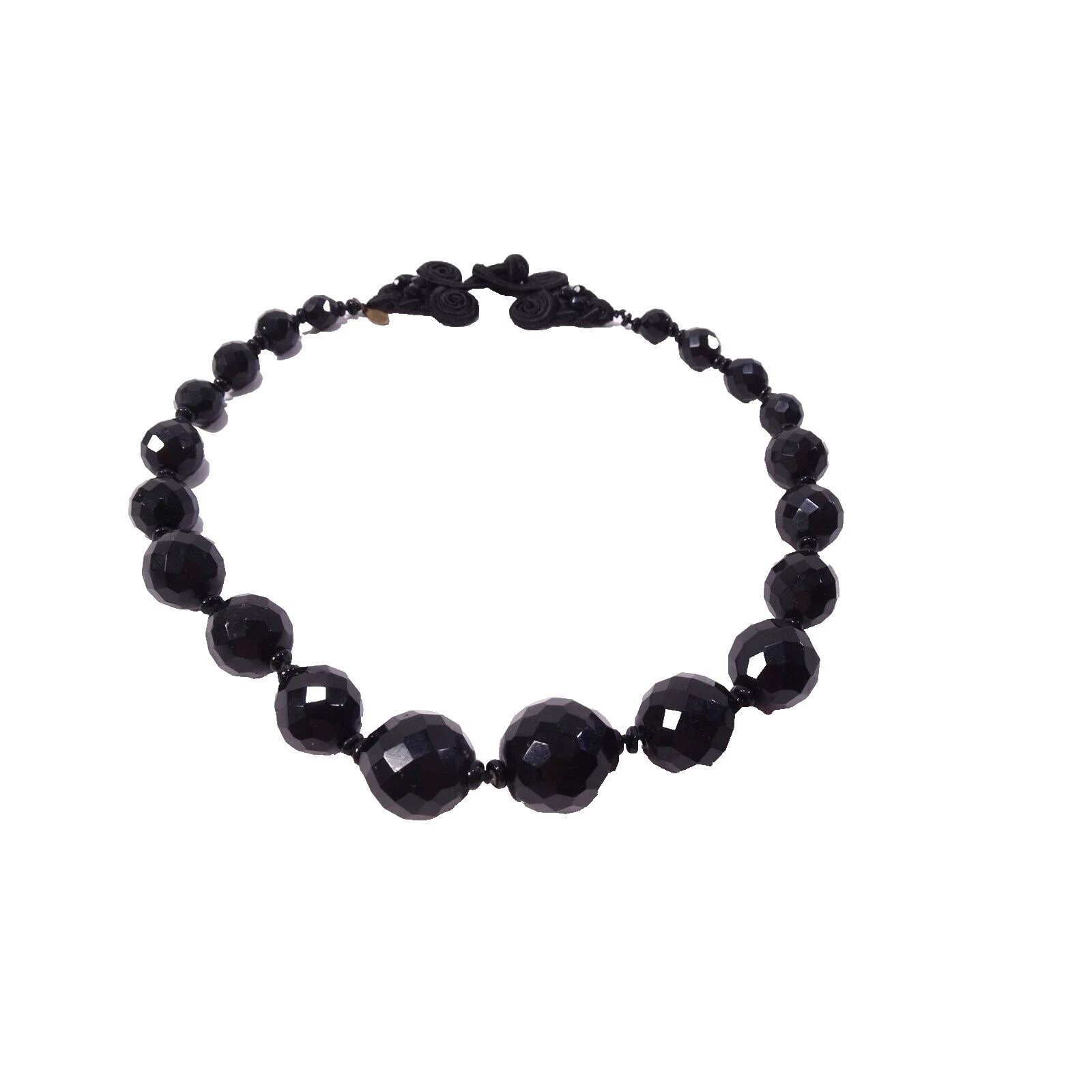 Модные ожерелья и кулоны с гематитом