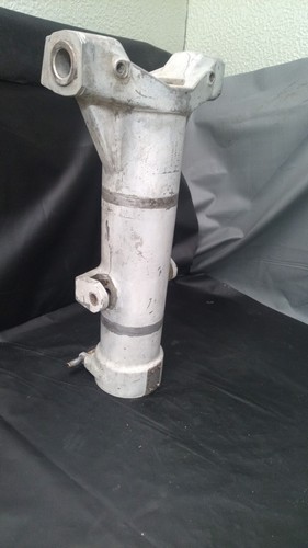 AERO/TURBO/TWIN COMMANDER MAIN LANDING GEAR TRUNNION P/N ED12402