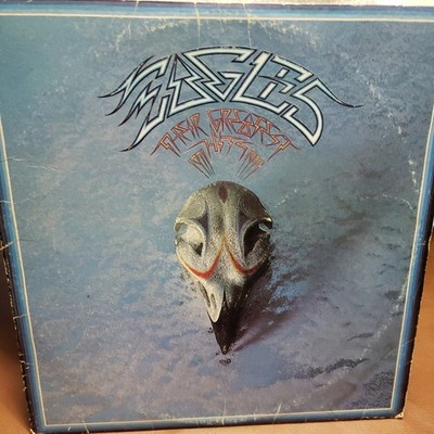 Eagles - Their Greatest Hits Asylum Records, 1976, 7E- 1052-A  Sleeve