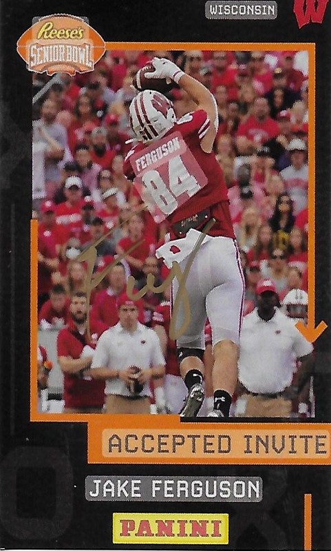 2022 SENIOR BOWL WISCONSIN BADGERS JAKE FERGUSON DALLAS COWBOYS ROOKIE GOLD AUTO