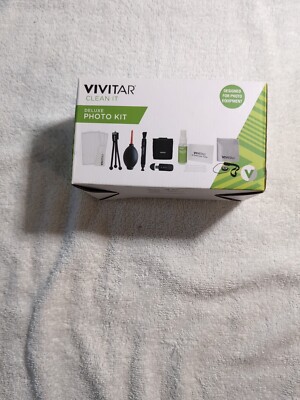 Vivitar -Clean It Deluxe Photo Kit /2.2 Telephoto 0.43X Wide Angle /Bundle