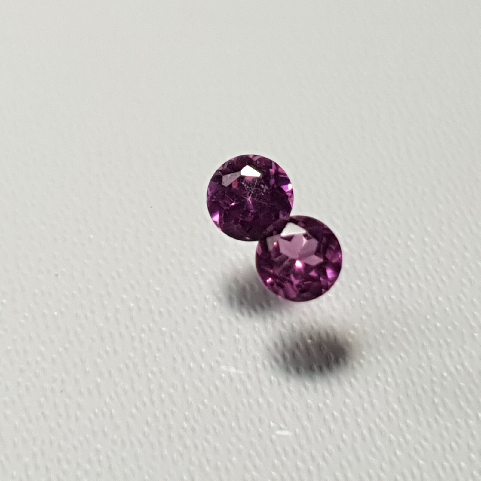 100% Natural Rhodolite Light Purplish Matching set of Round 2.5 MM Cut ...