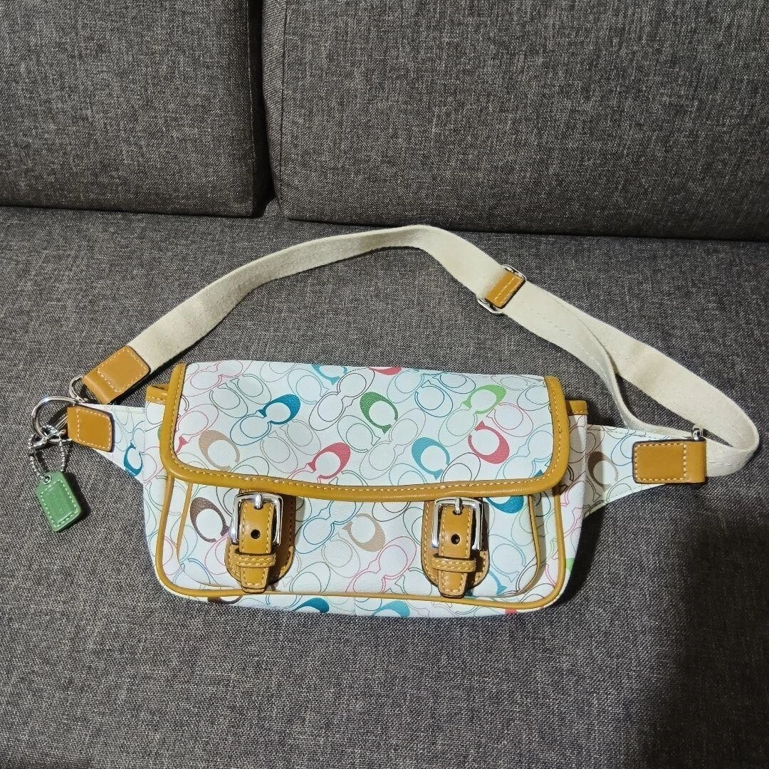 バッグ COACH belt shoulderbag Signature Archive Coach Belt Bag & Fanny Pack Adjustable Strap Handbags & Bags for